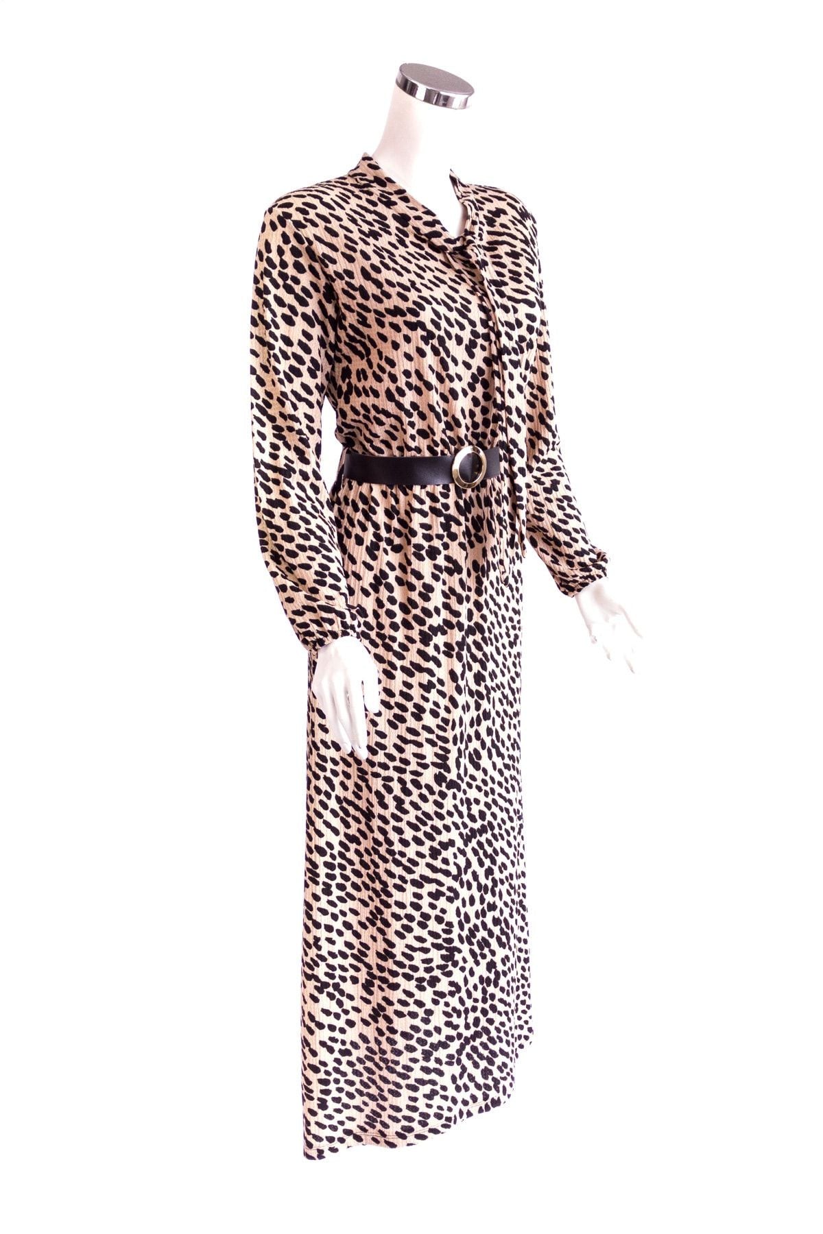 Kadın Leopar Desenli Butik Elbise Beli Kemerli Ve Lastikli Dar Kesim Likralı Krinkle Kumaş